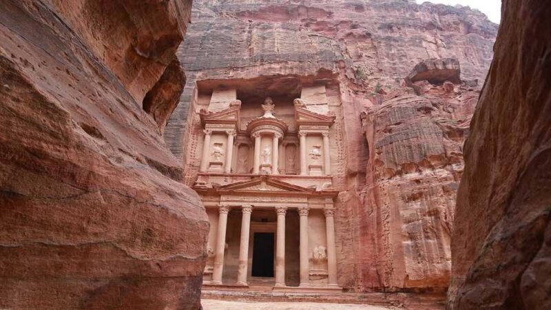 A Life Devoted to Petra: British Traveler’s Remarkable Connection