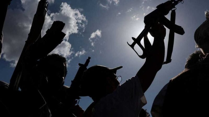Houthi Forces Bolster Military Presence Near Bab al-Mandab Strait