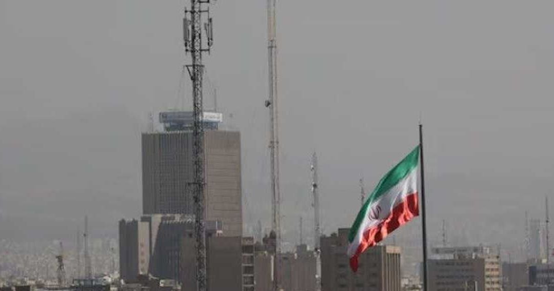 Iran Closes French Language Center in Tehran