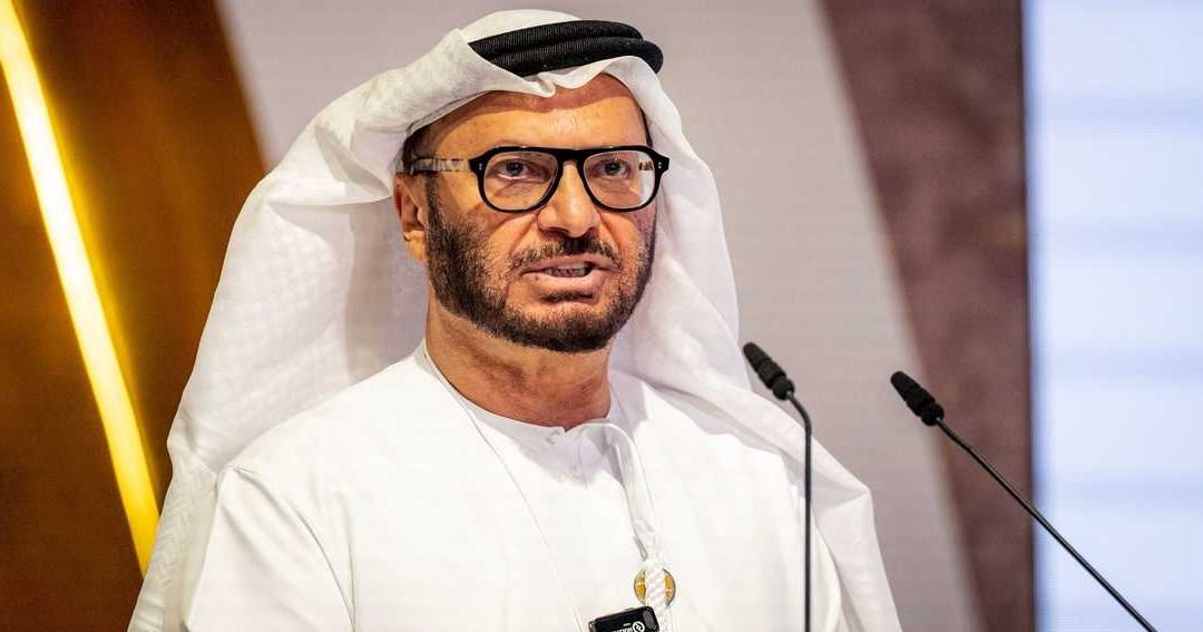 Anwar Gargash Commends Flydubai Pilot for Heroic Response