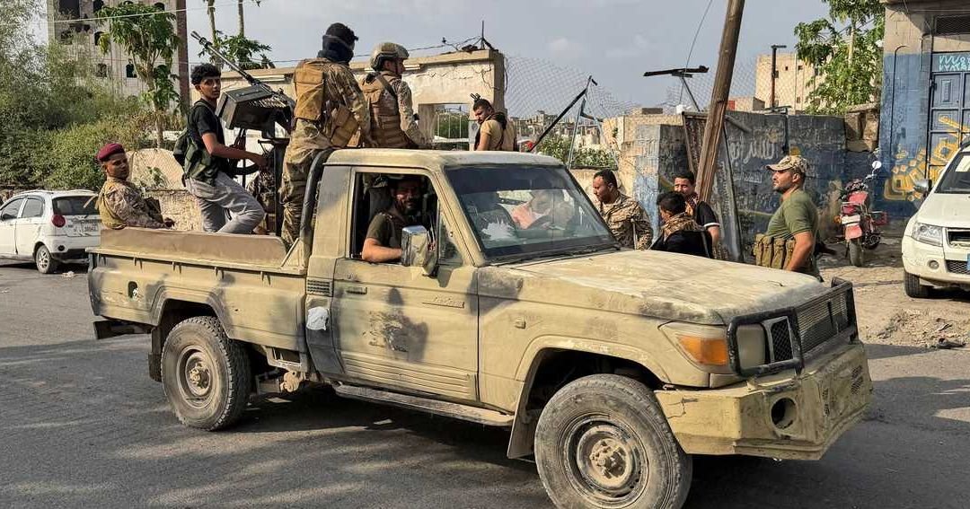 Escalating Clashes in Yemen Leave Hundreds Dead