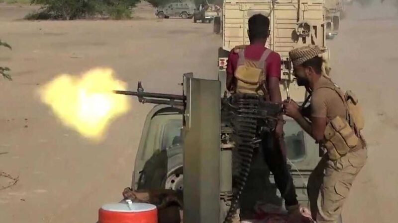 Airstrikes Target Houthi Positions in Yemen’s Al-Mawasit
