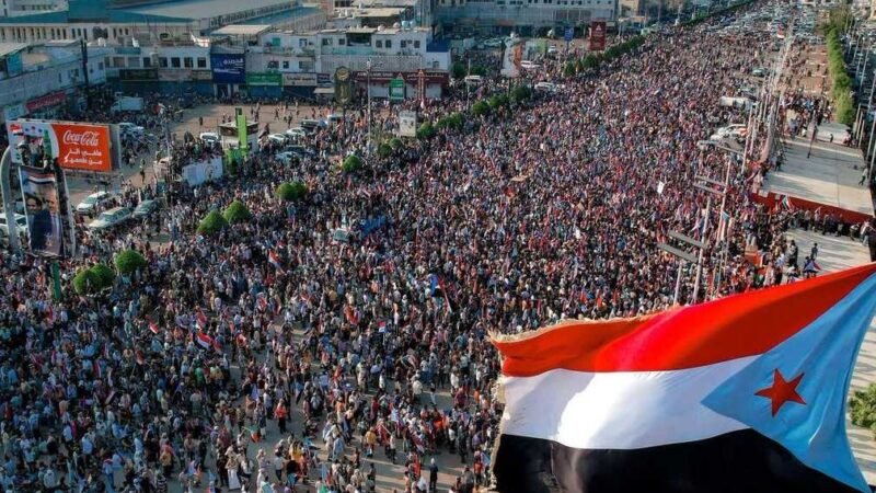 Aden Sees Mass Mobilization for 14 October Revolution Anniversary